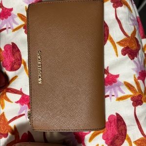 NWOT Michael kors wallet